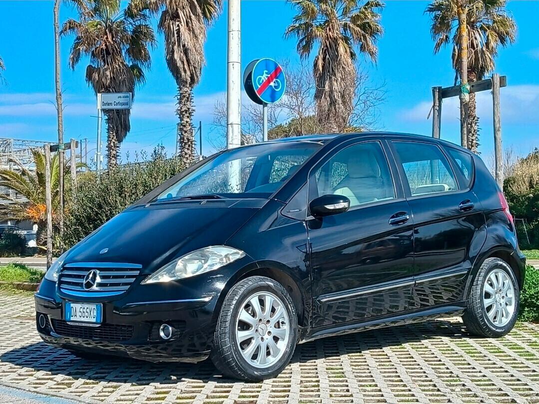 Mercedes-benz A 200 DIESEL - CAMBIO AUTOMATICO NEOPATENTATI PERMUTE