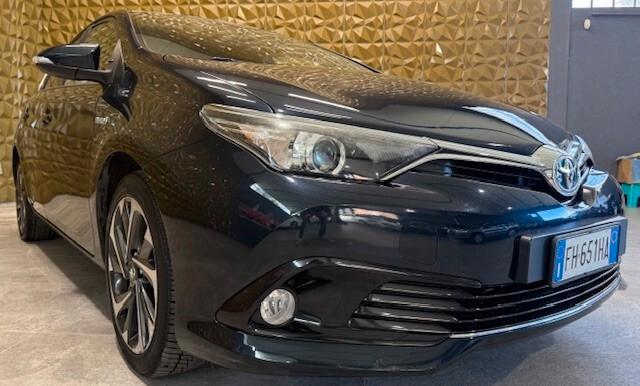 Toyota Auris 1.8 Hybrid Business