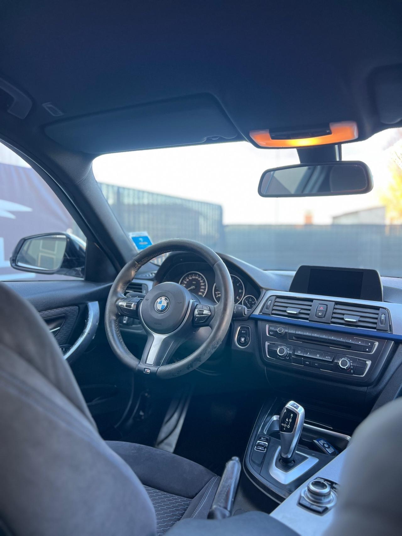 Bmw 320 320d xDrive Touring Msport