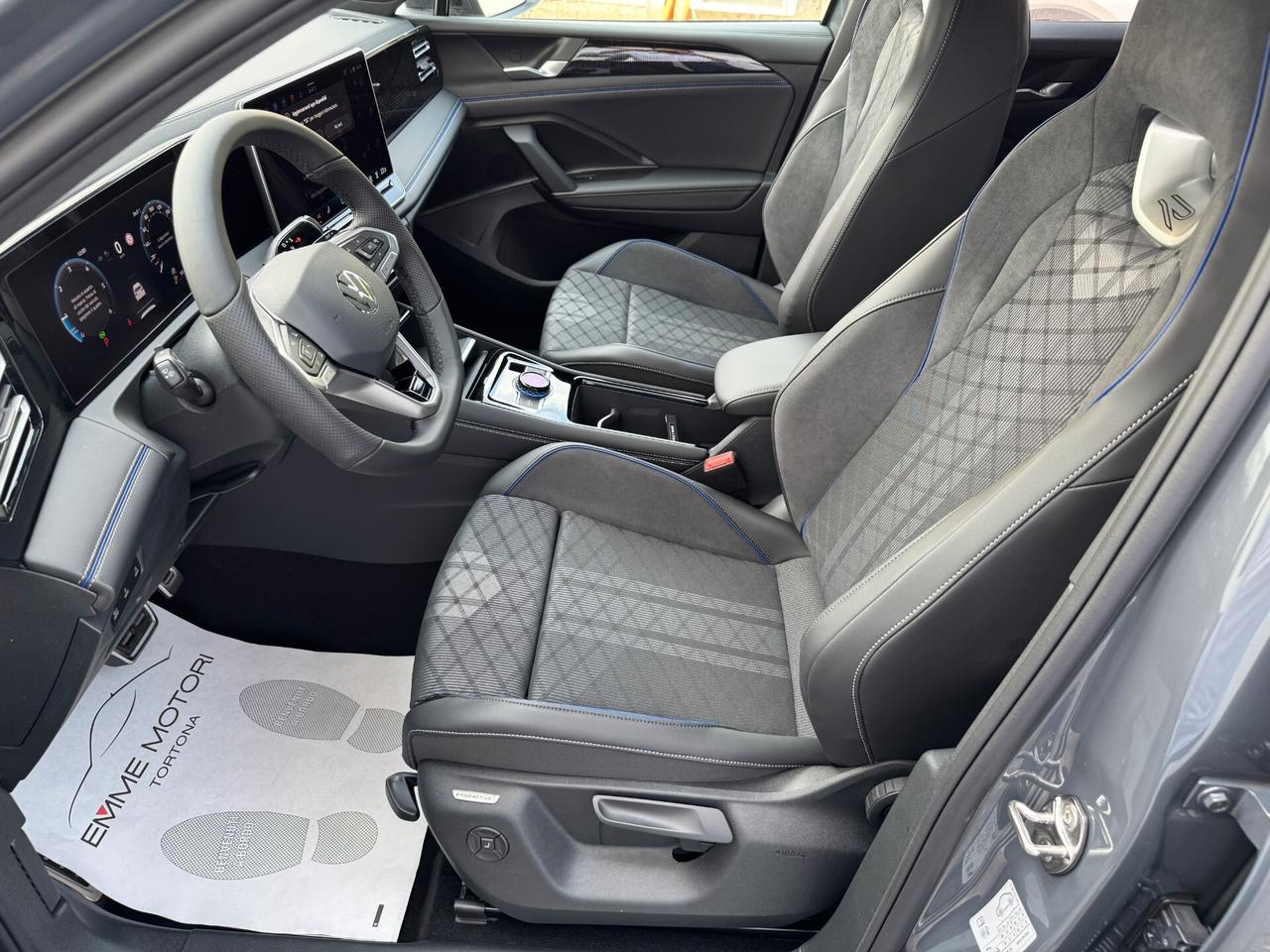 Volkswagen Tiguan 2.0 tdi R-Line 4motion 193cv /NO VINCOLI/FULL Opt.