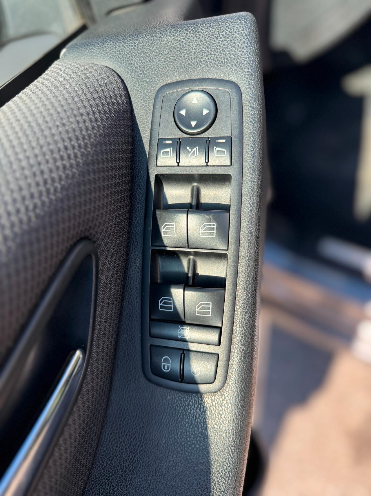 Mercedes-benz A 160 70kw E5 Benz *UNICO proprietario*gancio traino*