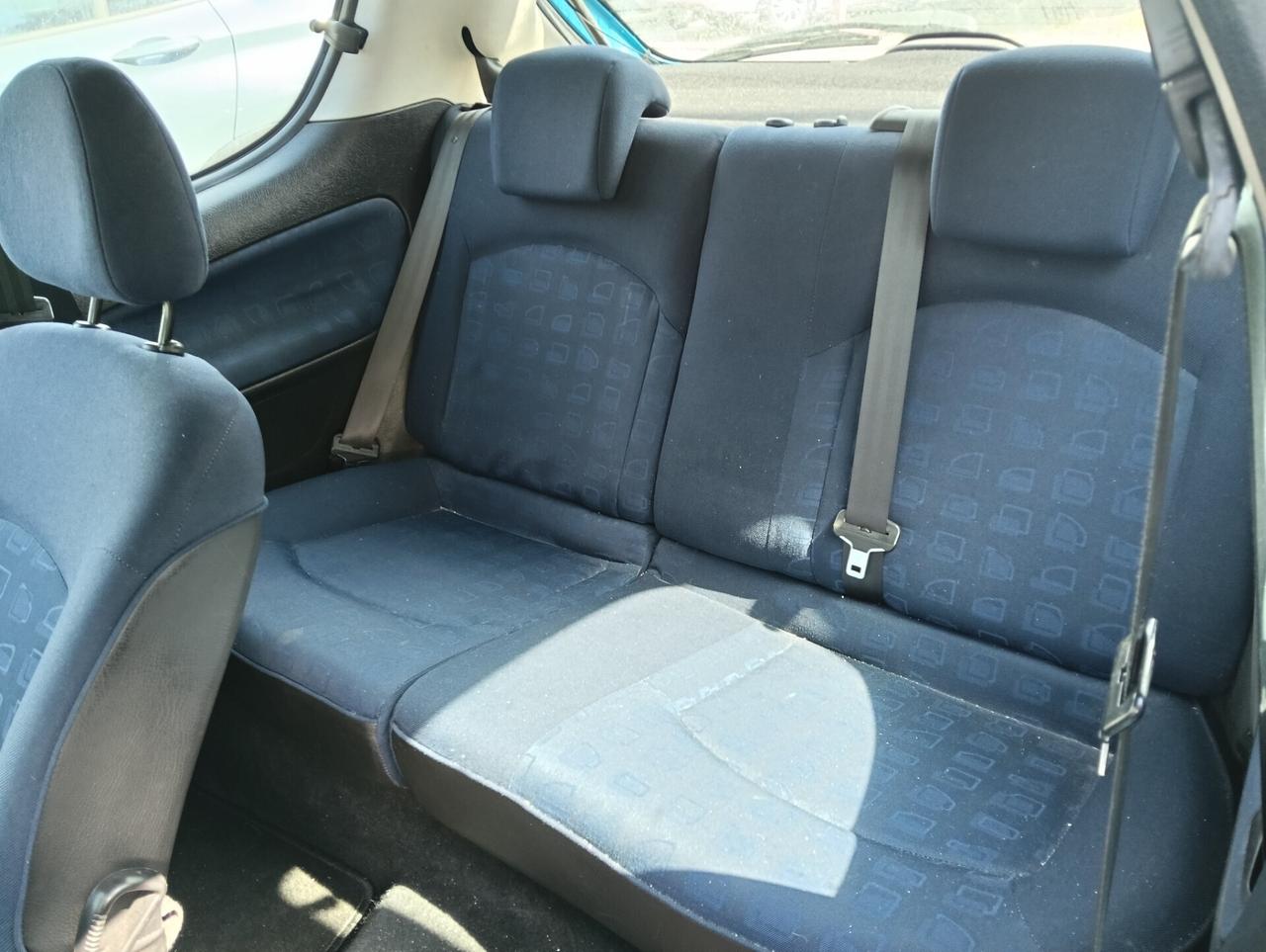 Peugeot 206 1.1 3p. /€950