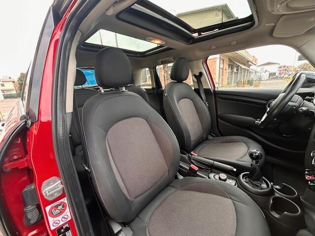 Mini 1.5 Cooper D 5 porte OK NEOPATENTATI TETTO APRIBILE PANORAMA
