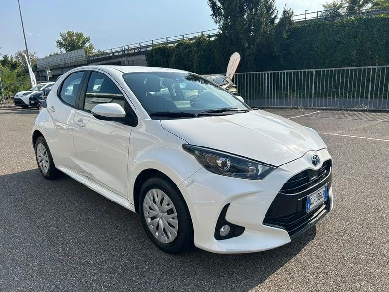 Toyota Yaris Hybrid Active MY21