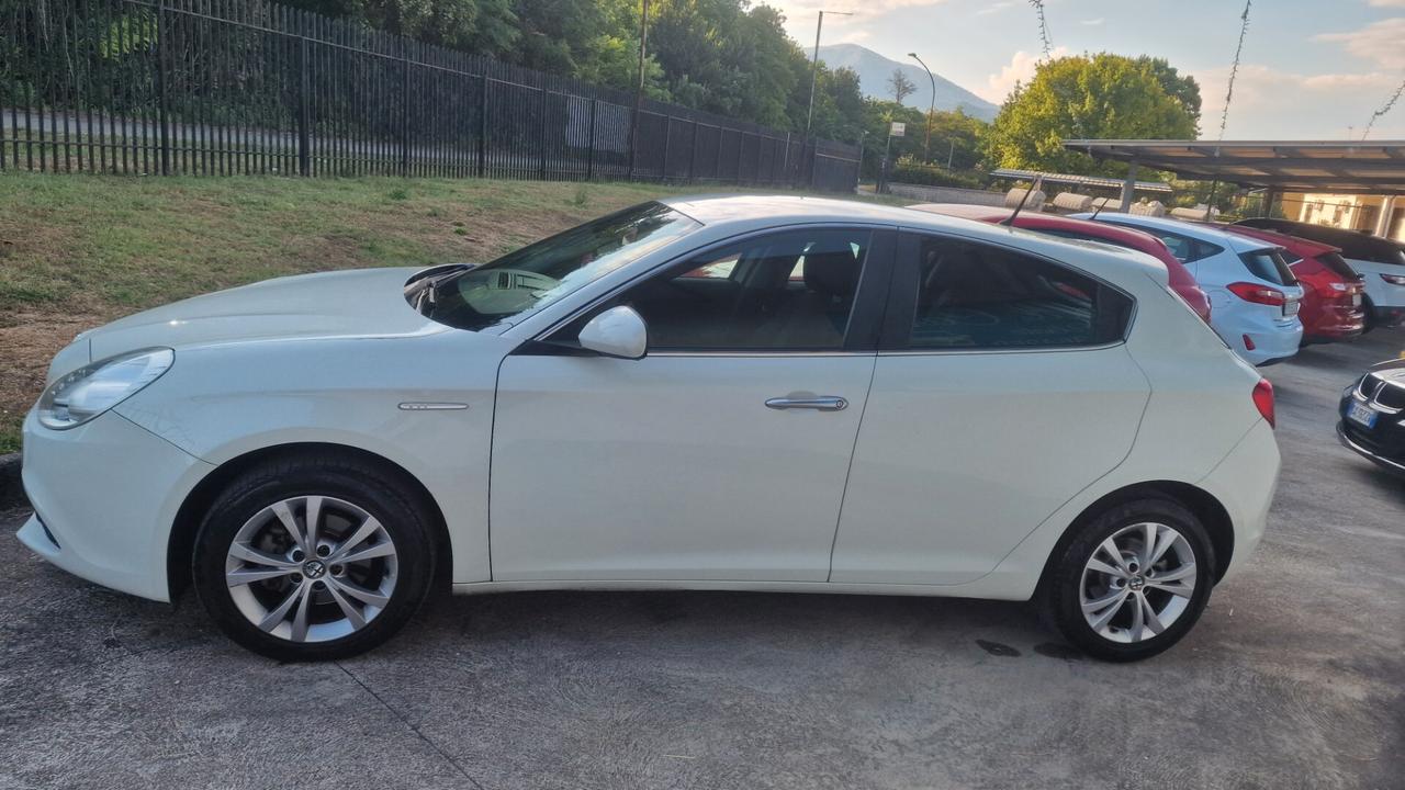 Alfa Romeo Giulietta 1.6 JTDm-2 105 CV EXCLUSIVE - 2013