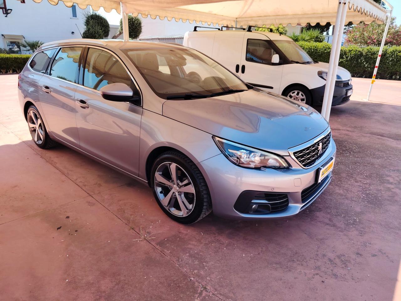 Peugeot 308 BlueHDi 130 S&S EAT8 SW Allure 2020