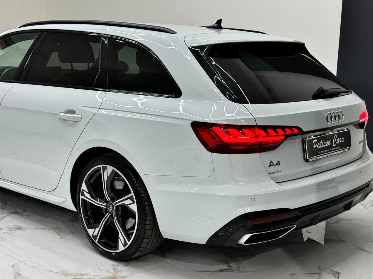 Audi A4 40 TDI MHEV quattro S line edition