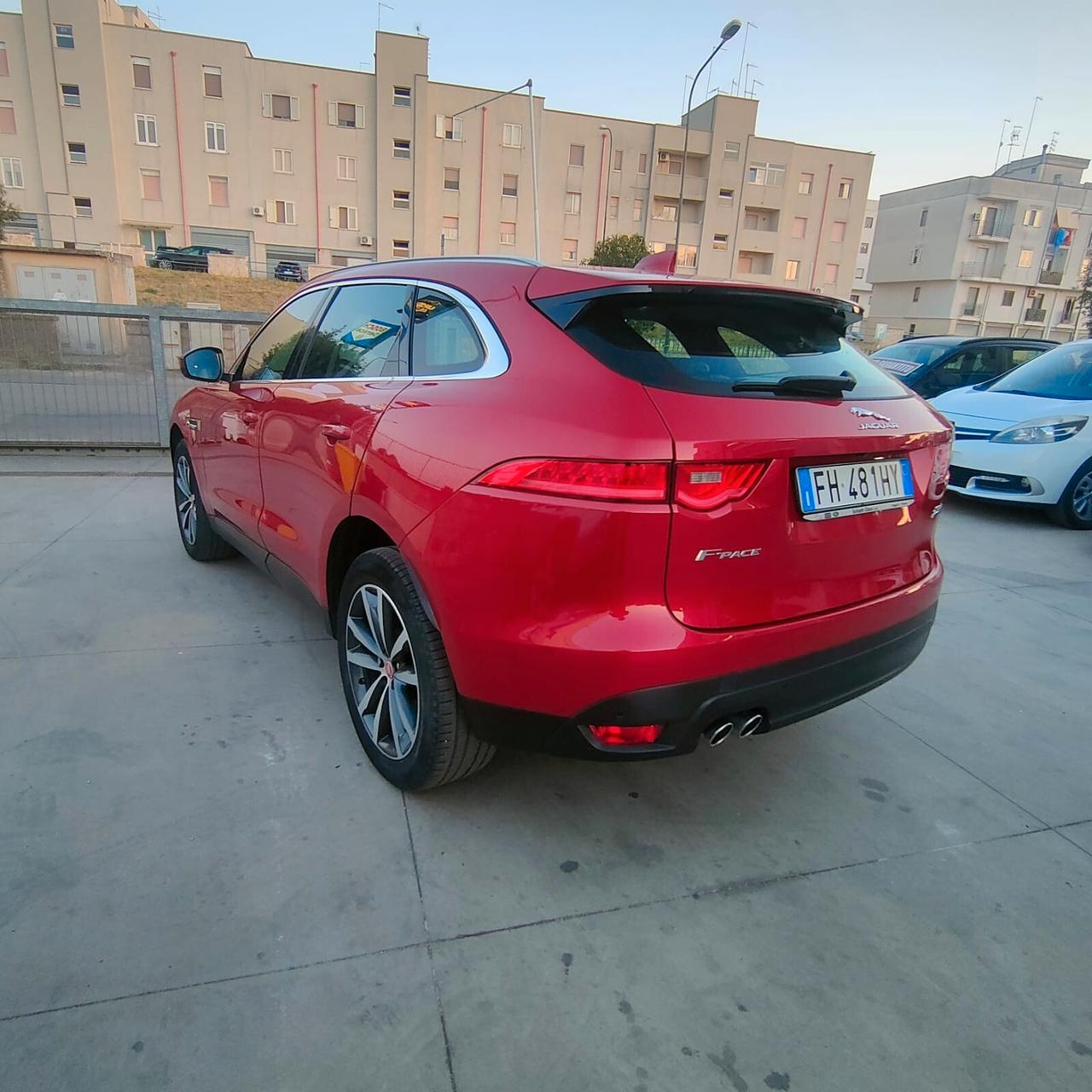 Jaguar F-Pace 2.0 D 180 CV AWD aut. Prestige