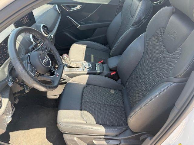 AUDI Q2 35 TFSI S-LINE MATRIX PANORAMA CERCHI 19" BLACK