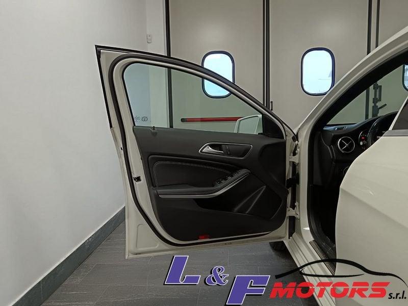 Mercedes-Benz Classe A A 180 d Automatic Premium