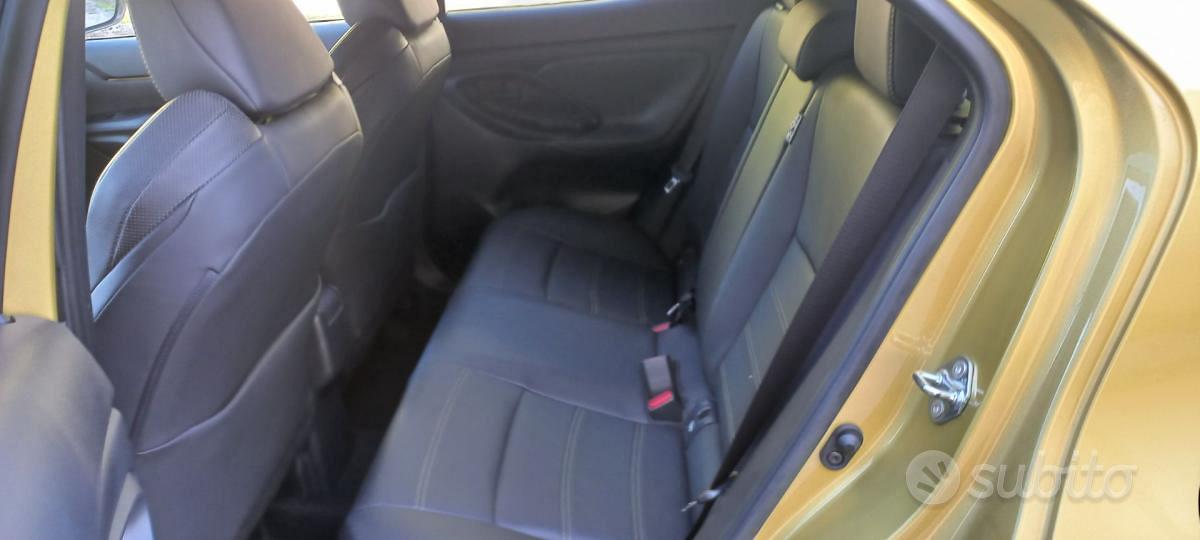 Toyota Yaris Cross 1.5 Hyb 5p.E-CVT AWD Oran.Ed