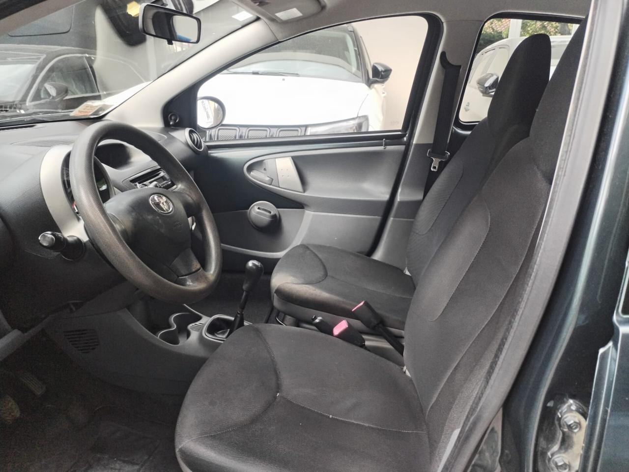 Toyota Aygo 1.0 12V VVT-i 5 porte Now