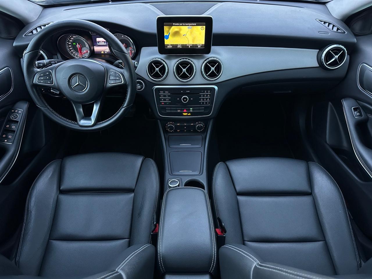 Mercedes-Benz GLA 220d 177cv Automatic Premium 2016