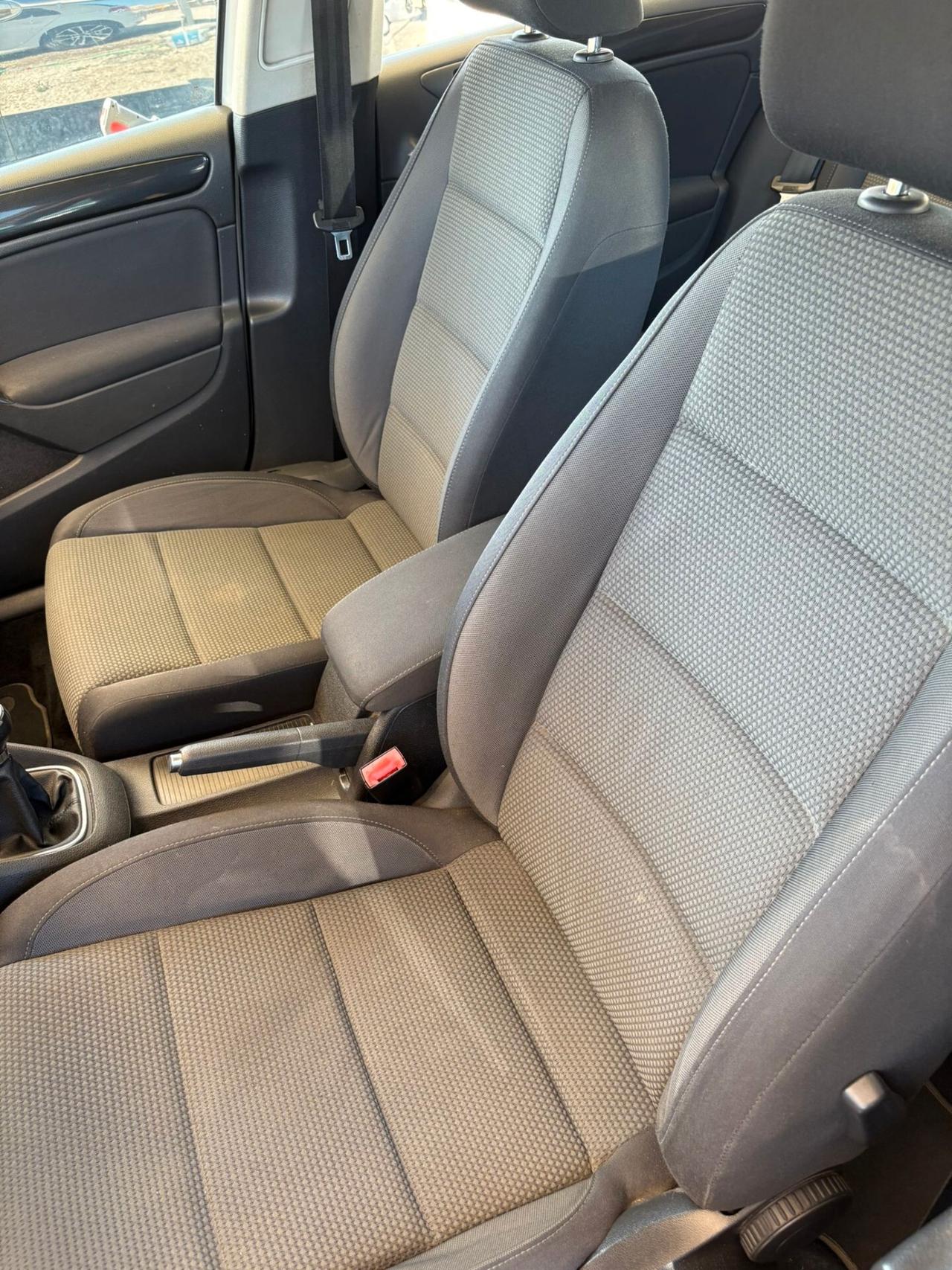 Volkswagen Golf 1.6 TDI DPF 5p. Comfortline