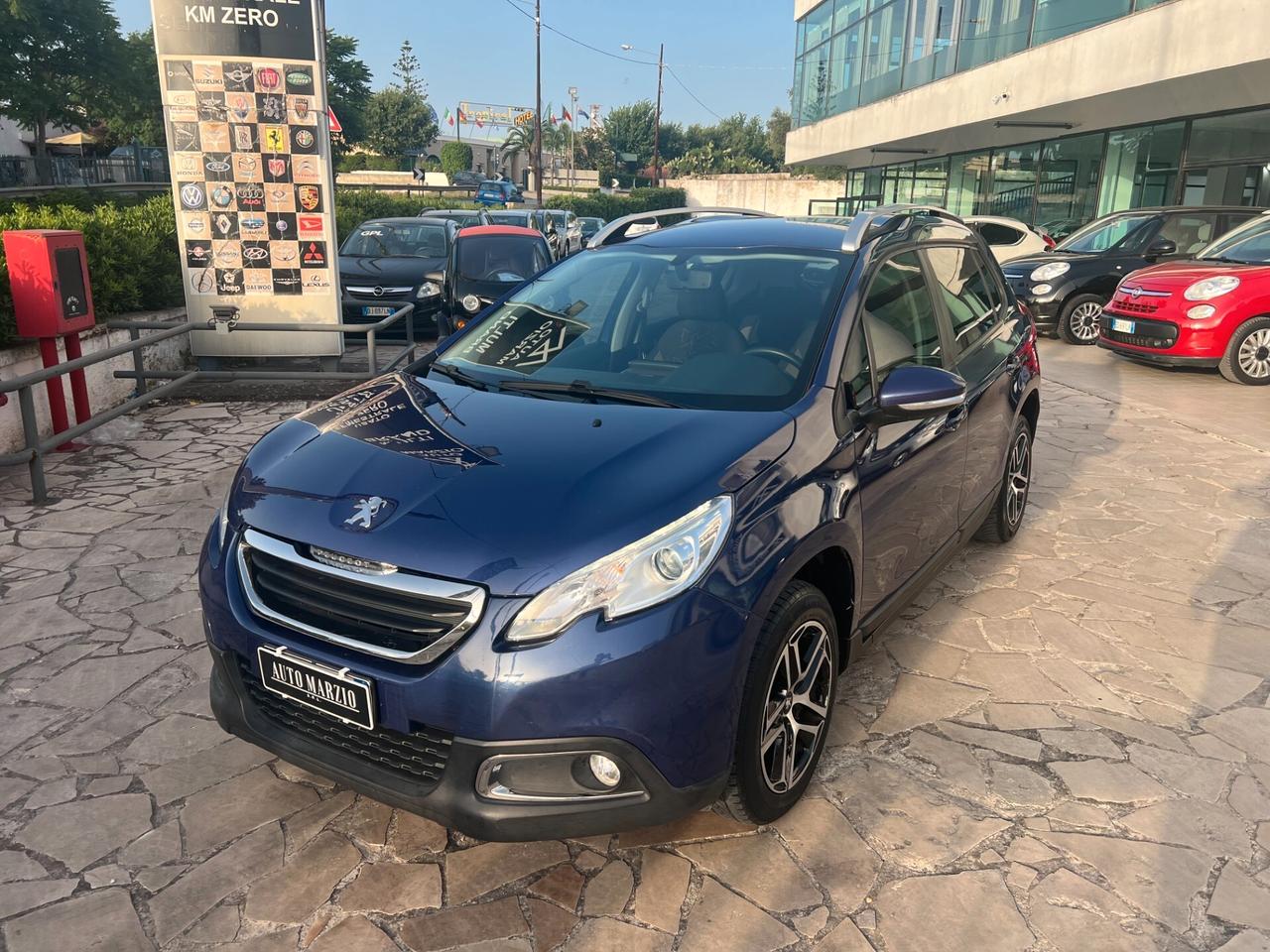 Peugeot 2008 1.4 HDi 68CV Active LUCI DIURNE LED - VETRI OSCURATI - CERCHI IN LEGA 15"DIAMANT/NERO LUCID...