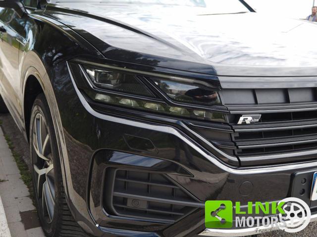 VOLKSWAGEN Touareg 3.0 V6 TDI 286 CV R-LINE
