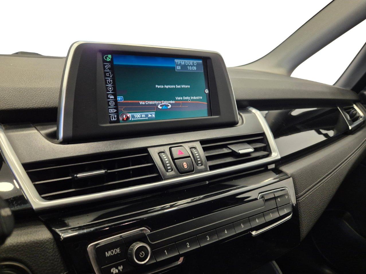 BMW 218 d Active Tourer Luxury auto - Sens. Park. - Cruise/Lim