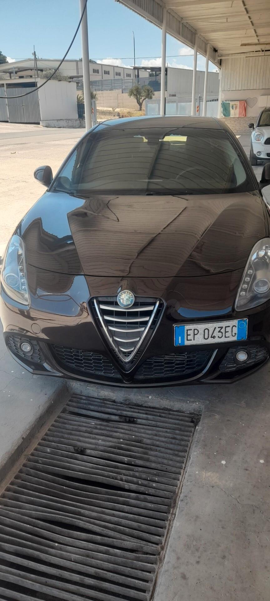 Alfa Romeo Giulietta 1.6 JTDm-2 105 CV Exclusive