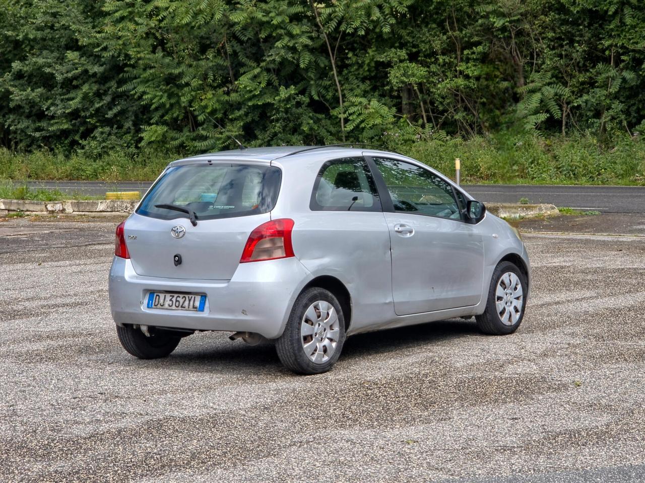 Toyota Yaris 1.0 3 porte Sol CV-69 2007-E4 Manuale NEO