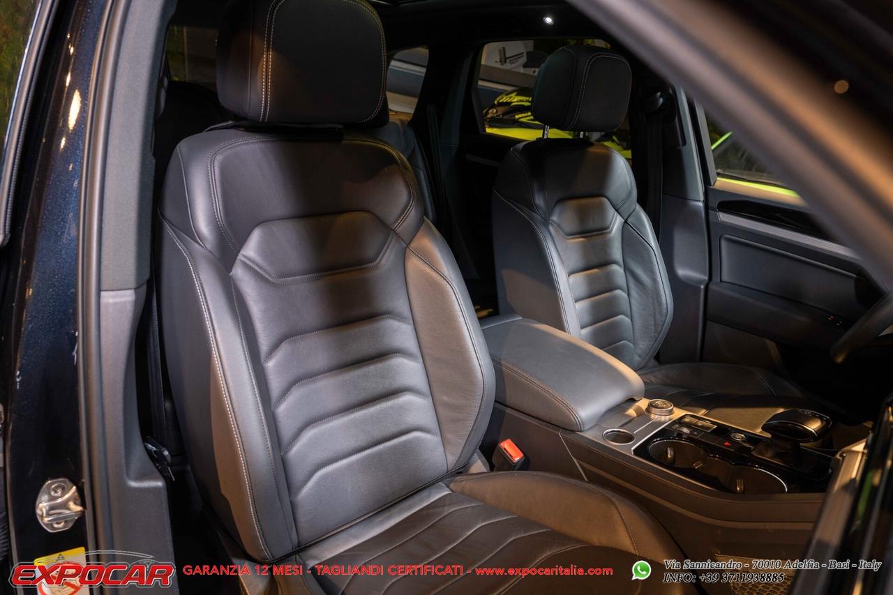 Volkswagen Touareg 3.0 V6 TDI SCR Atmosphere