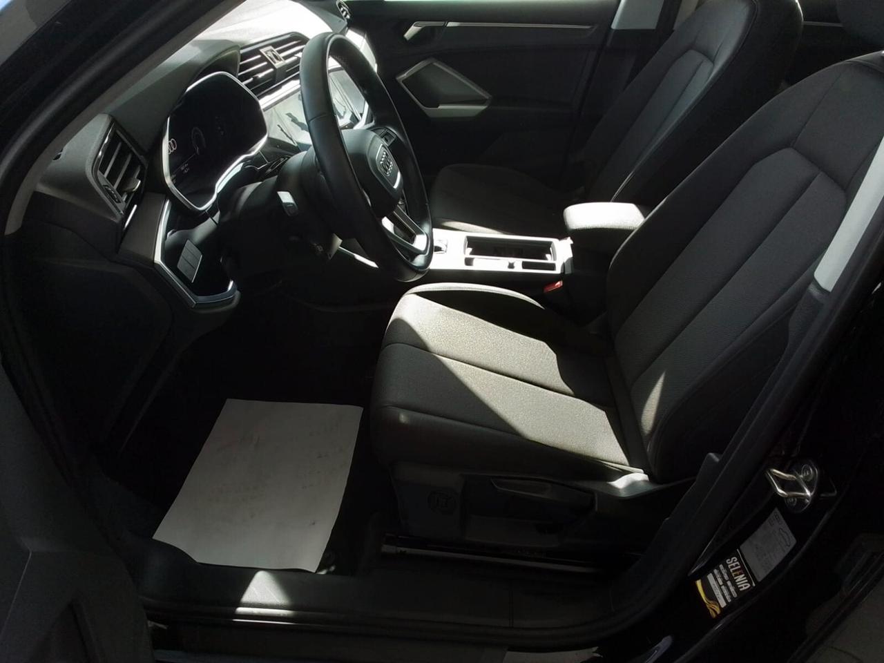 Audi Q3 45 TFSI e 150cv S-tronic Business