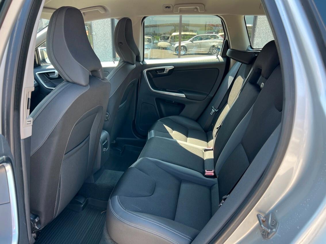 Volvo XC60 D3 2.0 D 163 CV MOMENTUM