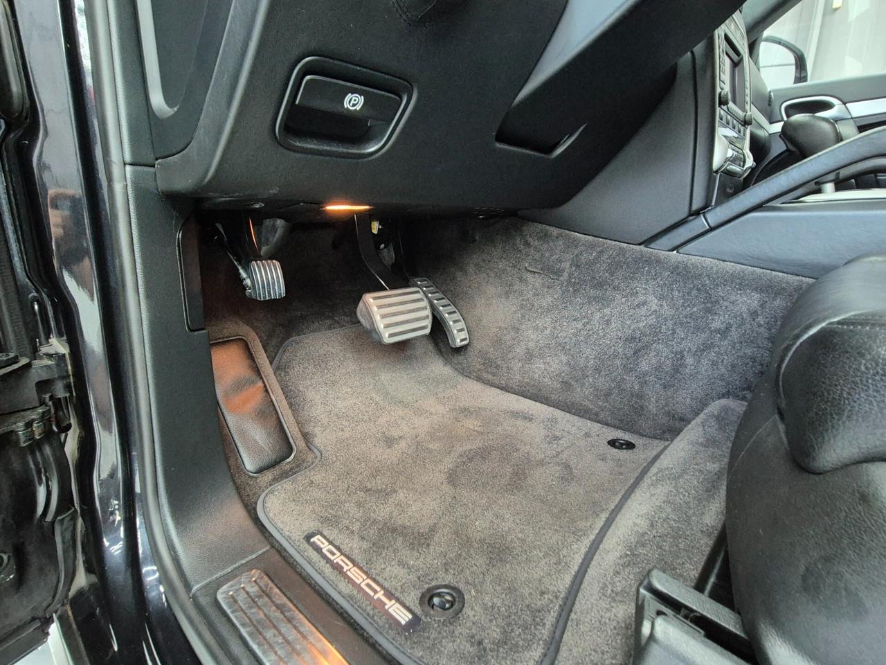 Porsche Cayenne 4.5 cat Turbo