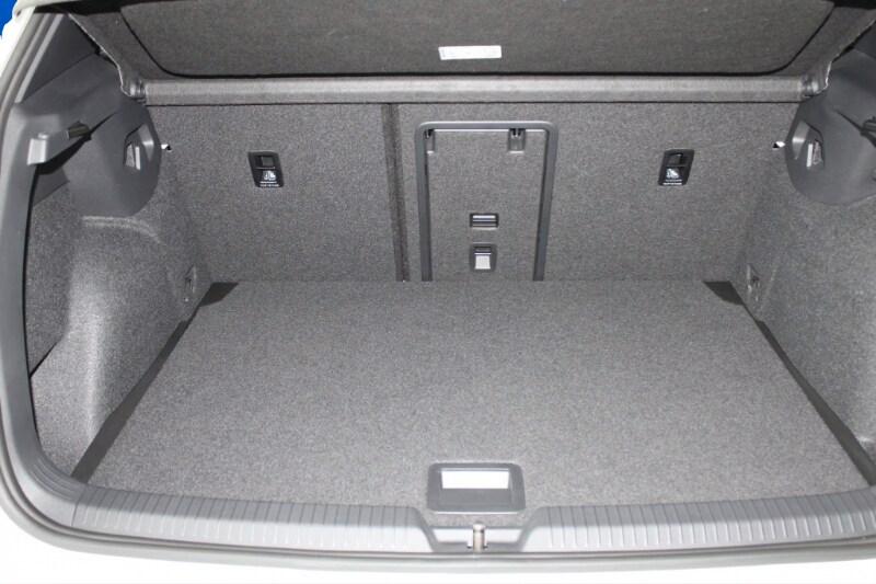VOLKSWAGEN Golf 8ª serie Golf 2.0 TSI DSG GTI