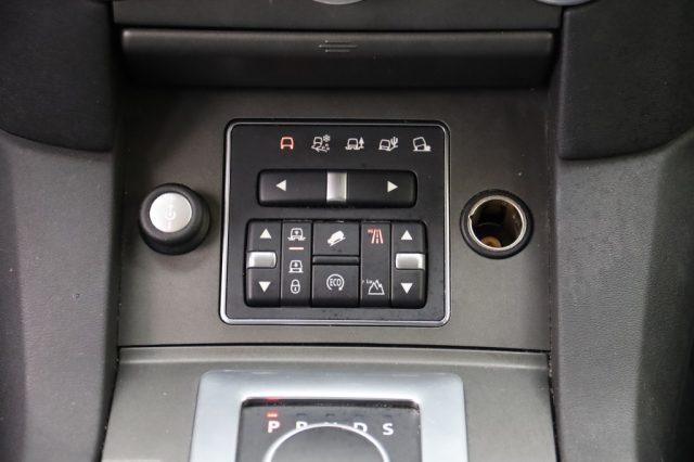 LAND ROVER Discovery 4 3.0 TDV6 211CV HSE 7 POSTI
