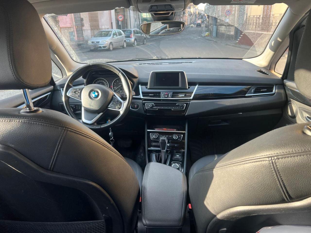 Bmw 2er Active Tourer 216d Active Tourer Advantage