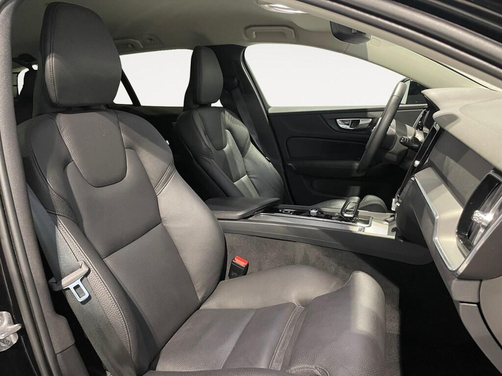Volvo V60 Cross Country 2.0d b4 197CV Autom. AWD Plus (MHEV) - GANCIO TRAINO