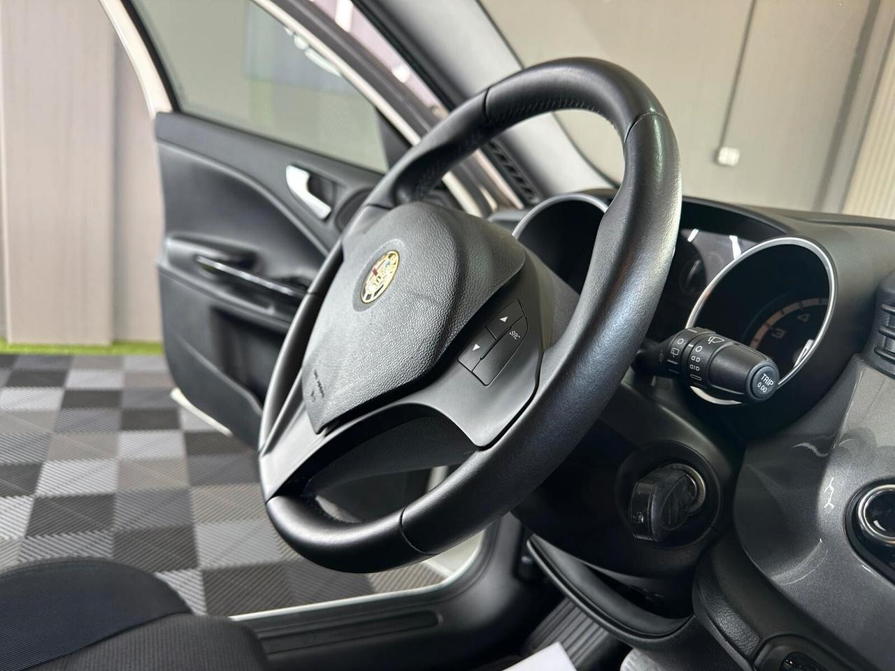 Alfa Romeo Giulietta 1.4 Turbo GPL Distinctive