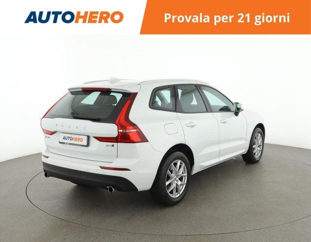 VOLVO XC60 B4 (d) AWD Geartronic Momentum