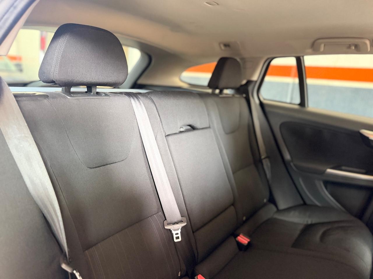 Volvo V60 D3 Momentum