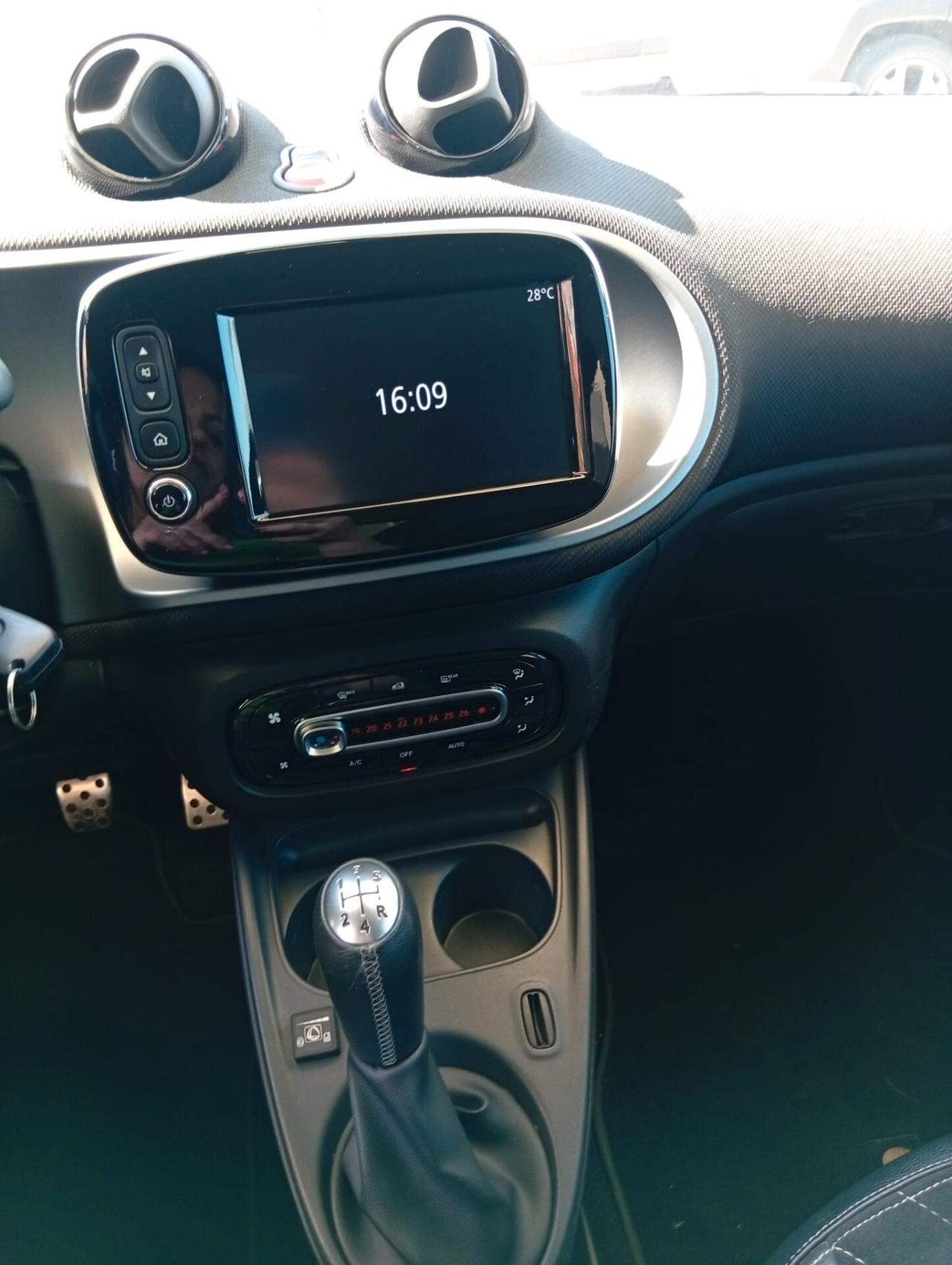 Smart ForFour 90 0.9 Turbo Brabus Style