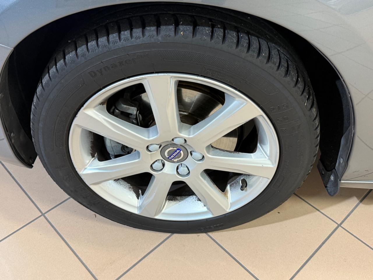 Volvo S60 D2 R-design