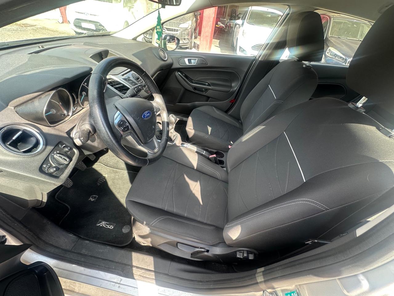 Ford Fiesta 1.5 TDCi 75CV 5 porte