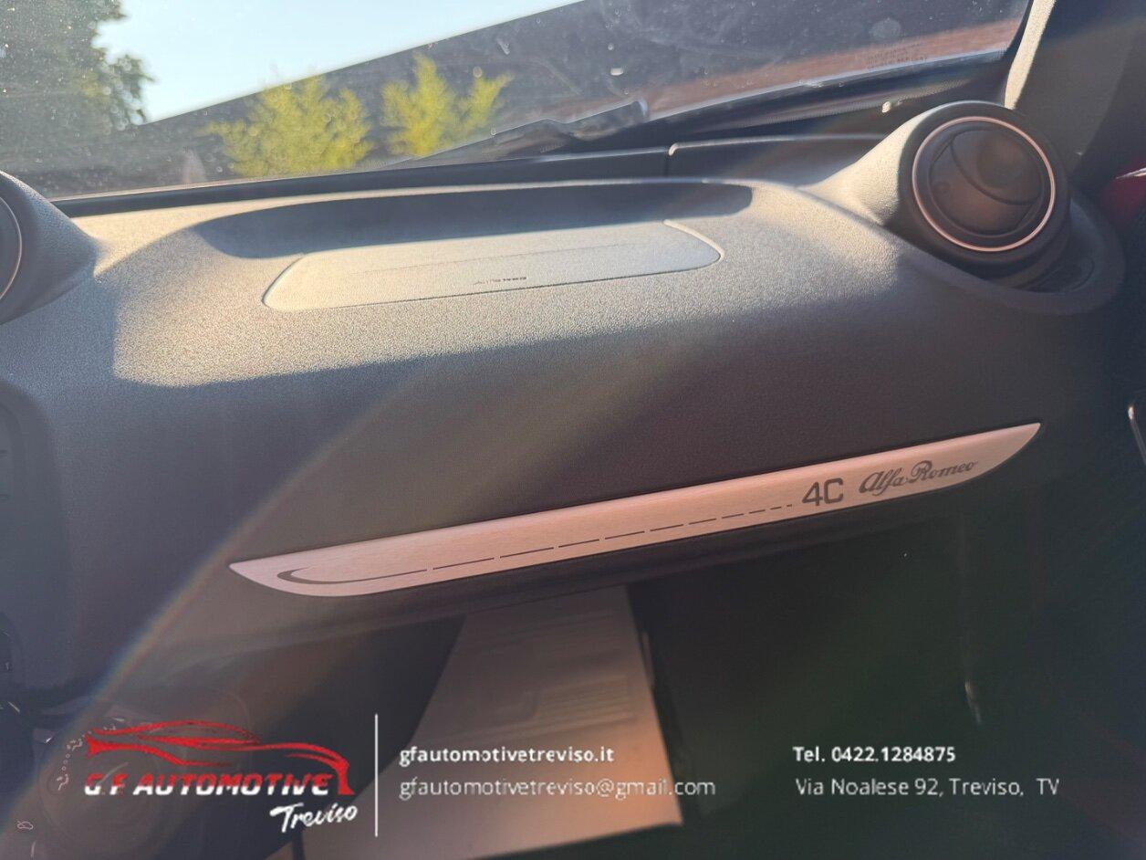 Alfa Romeo 4C Coupe 1750 tbi 240cv tct E6