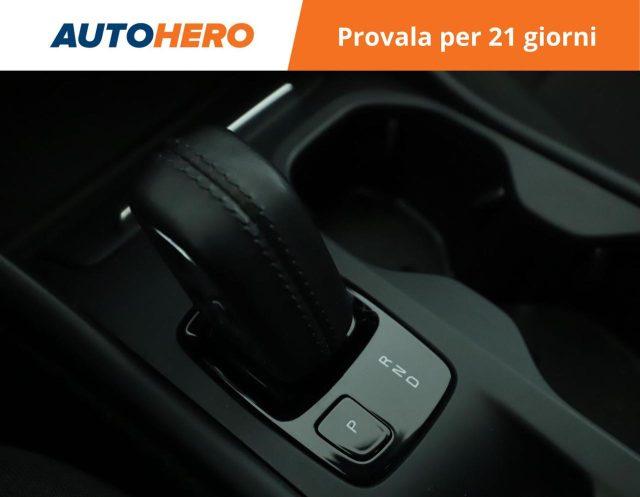 VOLVO XC40 T5 Recharge Plug-in Hybrid Inscription Expression