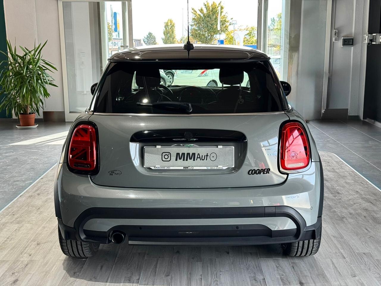 Mini 1.5 Cooper Camden Black Edition