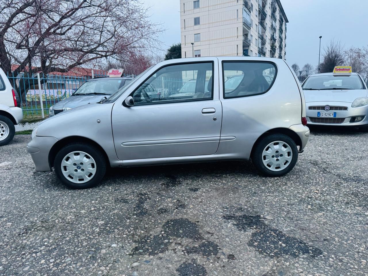 Fiat 600 1.1 50th Anniversary GPL 2031 EURO4