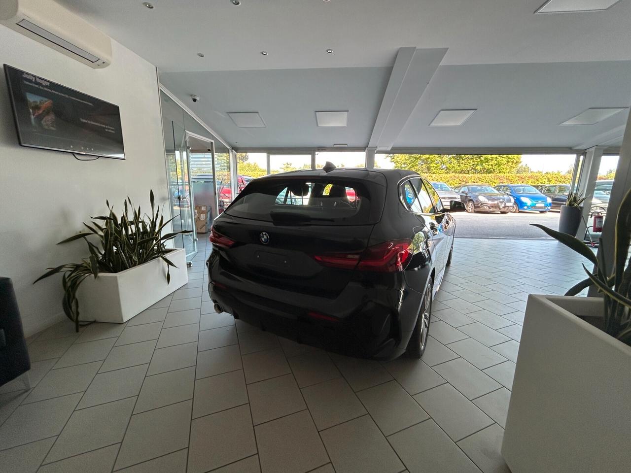 Bmw 118 118i 5p. Msport