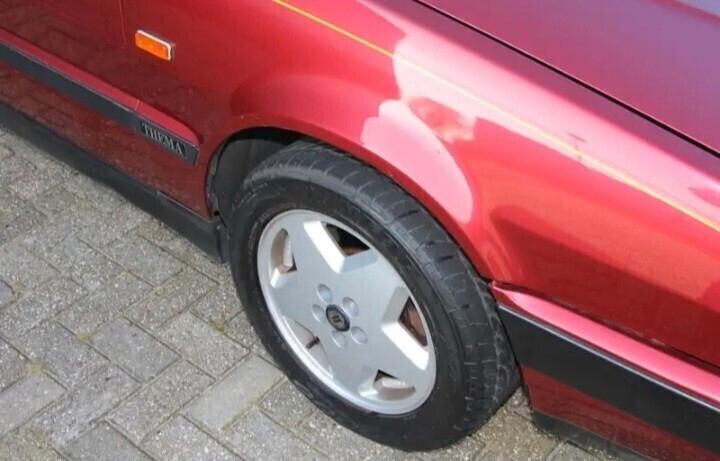 Lancia Thema 8.32 SPLENDIDA UNICA AMMIRAGLIA THEMA FERRARI 8.32