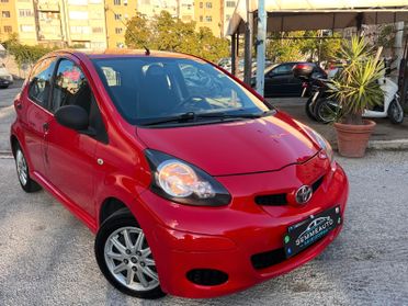 Toyota Aygo 1.0 VVT-i 68CV 5 porte Now 67.000KM
