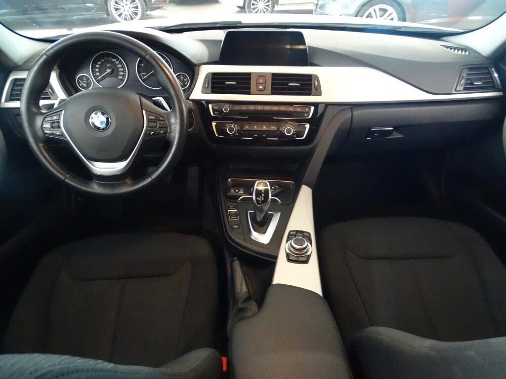 BMW 320d Touring 4x4 Advantage 190 CV Euro 6