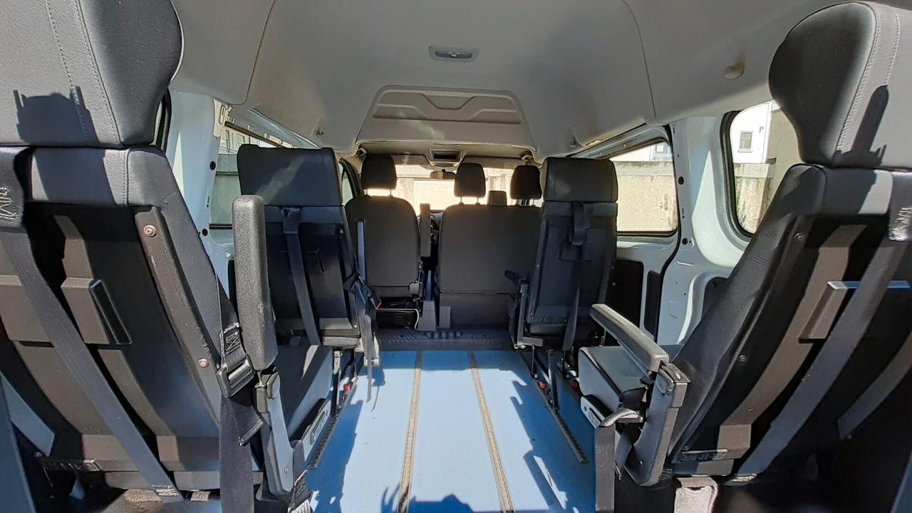 Ford Transit Custom trasporto disabili pedana +IVA