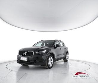 VOLVO XC40 D3 AWD Geartronic Momentum