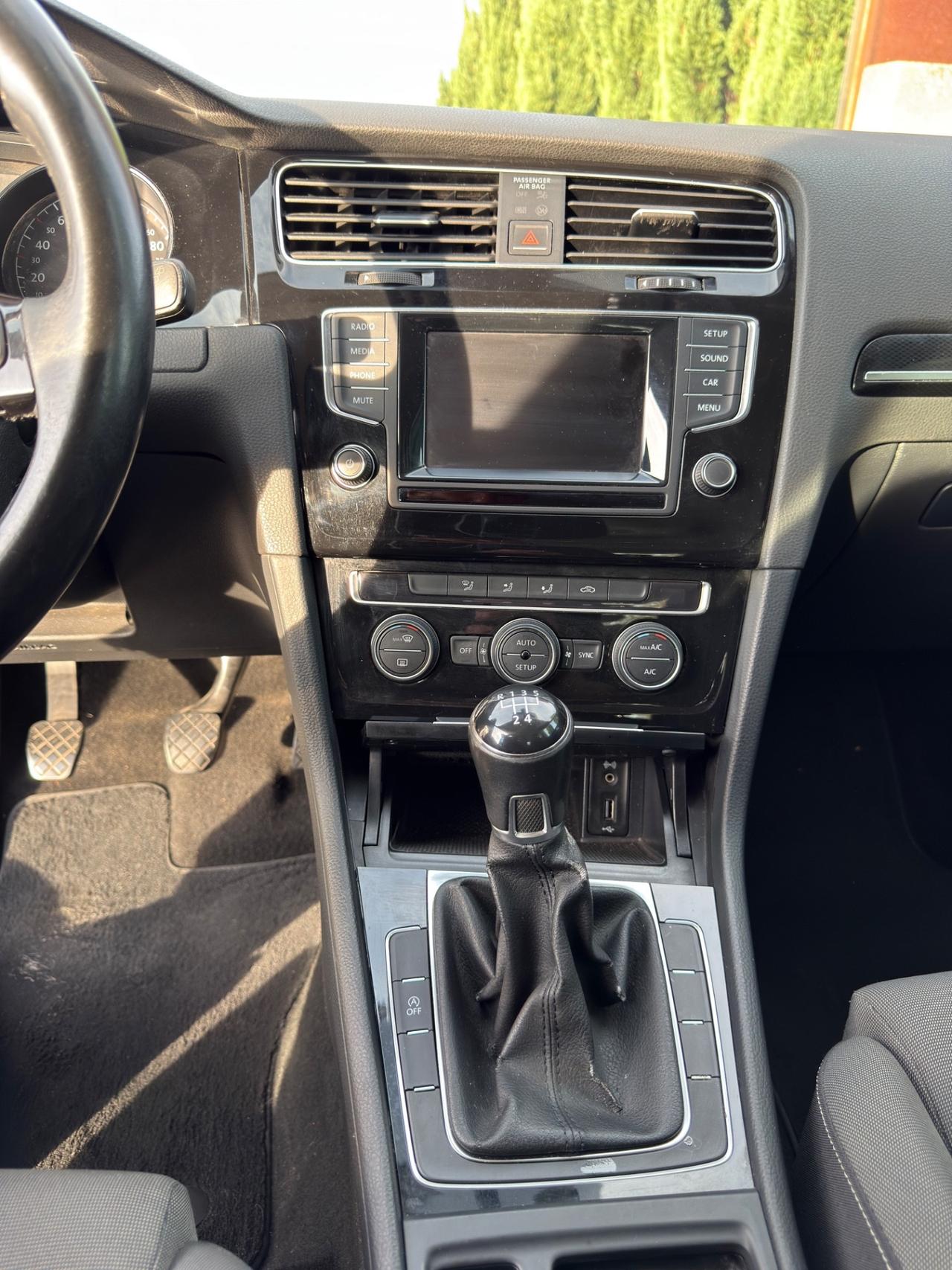 Volkswagen Golf Business 1.6 BlueTDI 110 CV DSG 5p. Comfortline