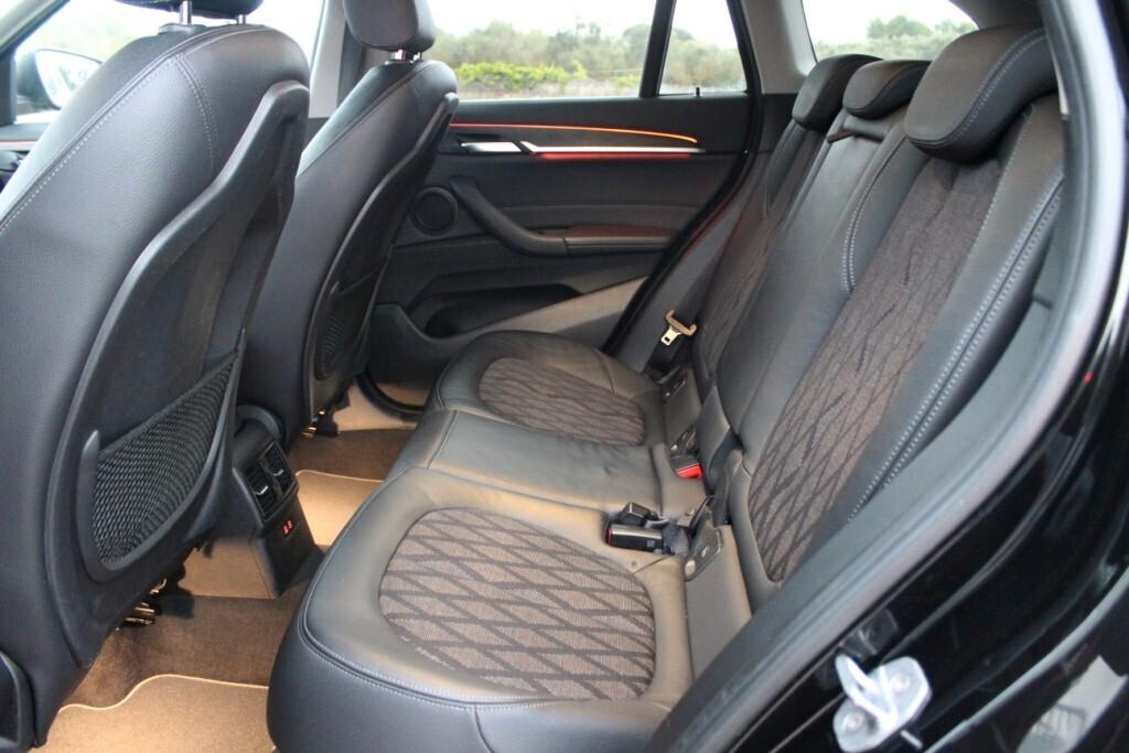 BMW X1 benzina X-Line *Luci Ambiente *Pelle