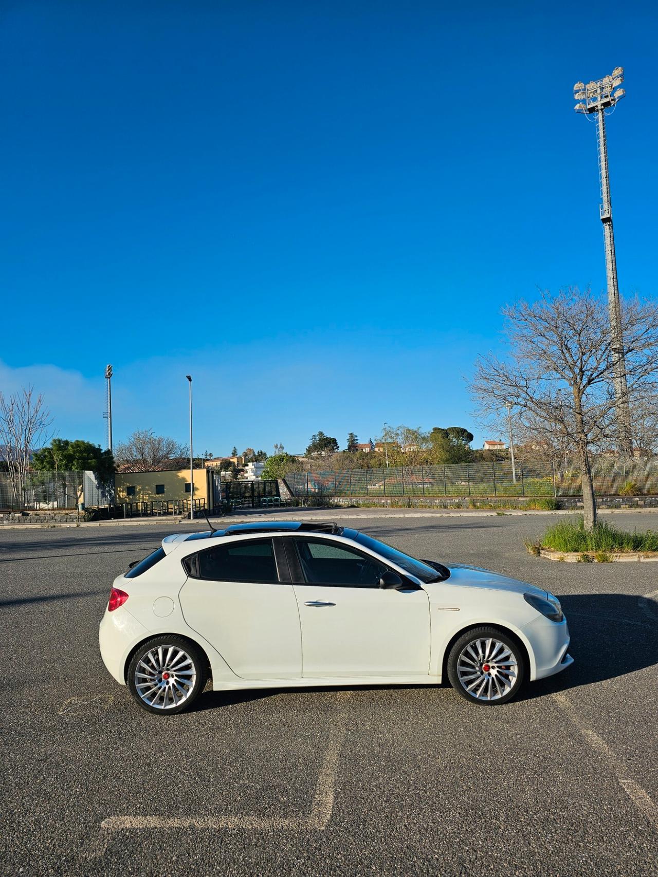 Alfa Romeo Giulietta 1.4 Turbo benzina/GPL tetto apribile
